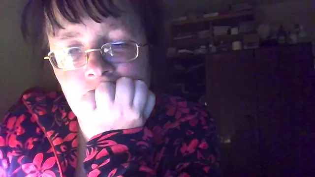 Queen-Elizabeth-25 online show from 03.06.25