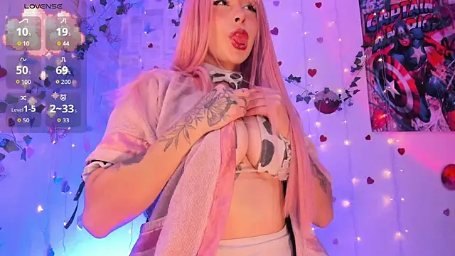 Snapshot of elizabeth_jiing chatting on 10.19.25 elizabeth jiing online show from 10.19.25