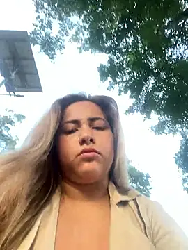 lunaxxx 69 online show from 09.12.25