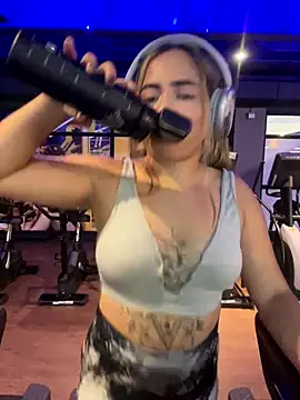 lunaxxx 69 online show from 10.07.25