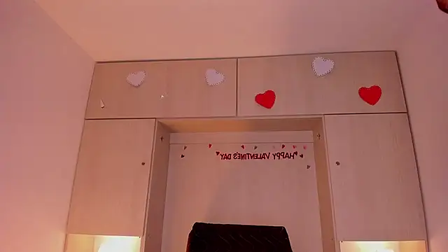 Snapshot of BeverlySteel chatting on 02.20.26 BeverlySteel online show from 02.20.26