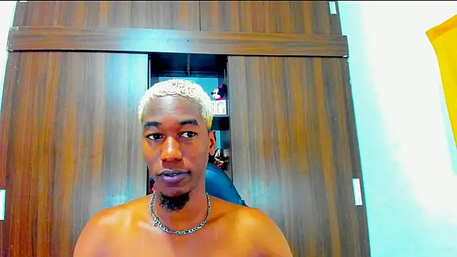 Dreamastercum  online show from 11.03.25