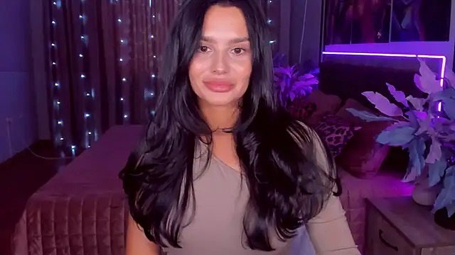 Snapshot of DanaSincere chatting on 03.15.25 DanaSincere online show from 03.15.25