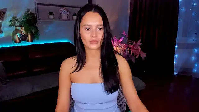 Snapshot of DanaSincere chatting on 02.02.26 DanaSincere online show from 02.02.26