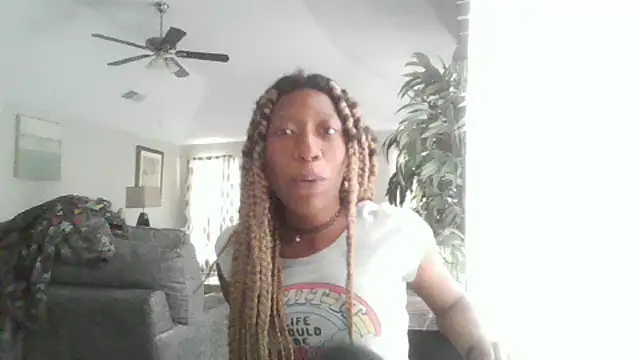 Snapshot of CarribeanPrincess chatting on 03.08.25 CarribeanPrincess online show from 03.08.25