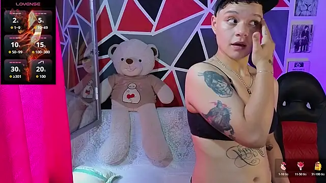 demimoore222 online show from 02.04.26