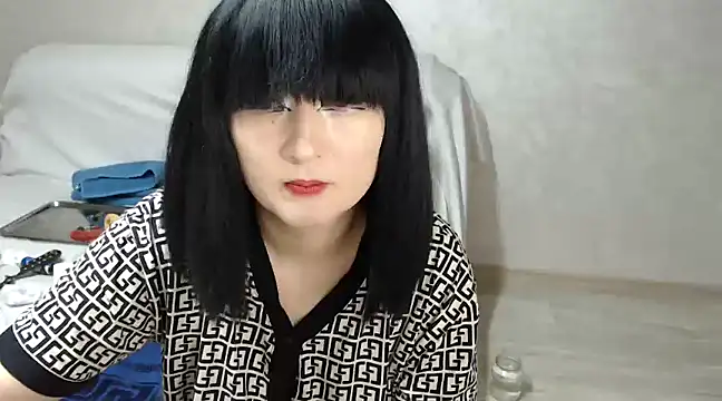 Sweet Yoon online show from 12.07.24