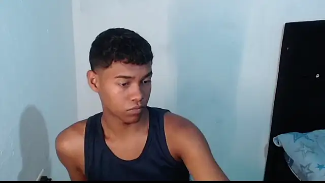 Snapshot of Jampier_sexyboy chatting on 03.08.25 Jampier sexyboy online show from 03.08.25