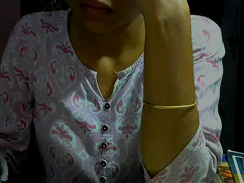 Snapshot of mayra89 chatting on 10.17.25 mayra89 online show from 10.17.25