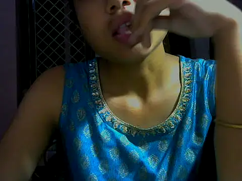 Snapshot of mayra89 chatting on 10.20.25 mayra89 online show from 10.20.25