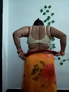 Snapshot of Neha-Bhabhi-Rasily chatting on 04.02.26 Neha-Bhabhi-Rasily online show from 04.02.26