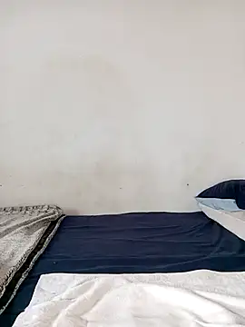 Missvixen81 online show from 12.18.25