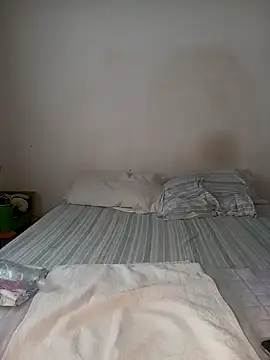 Missvixen81 online show from 04.11.26