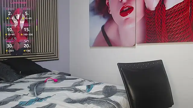 LorenaJoness online show from 11.14.25