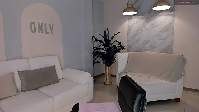 MaddisonCollins online show from 03.22.25