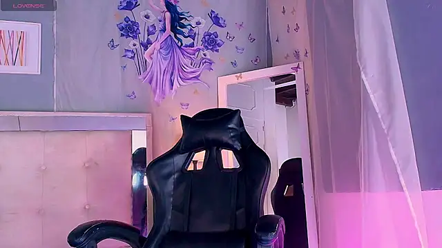 Emily Castillo 1 online show from 04.17.26