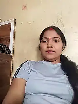 Snapshot of Maidangirl chatting on 03.22.25 Maidangirl online show from 03.22.25