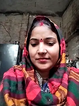 Snapshot of Maidangirl chatting on 11.30.25 Maidangirl online show from 11.30.25