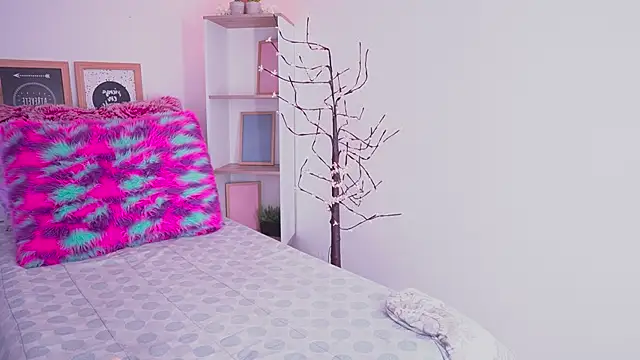 Snapshot of tommy_blue chatting on 09.12.25 tommy blue online show from 09.12.25