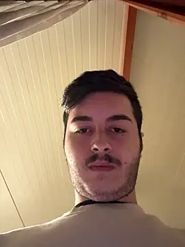 Snapshot of ategurl192 chatting on 11.19.25 ategurl192 online show from 11.19.25