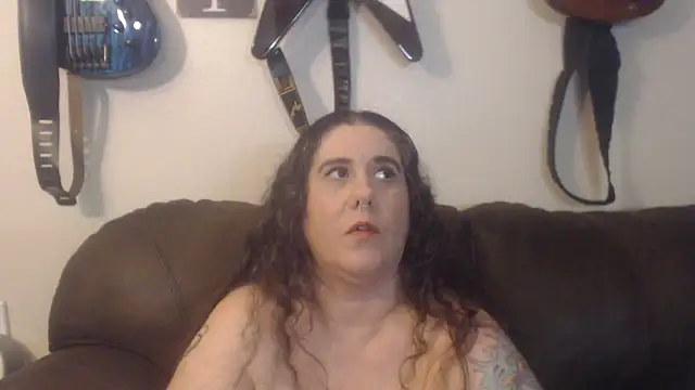 Dreaming Of Blue online show from 03.02.25