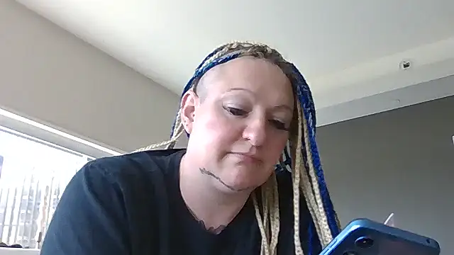 livieblainn online show from 03.28.26