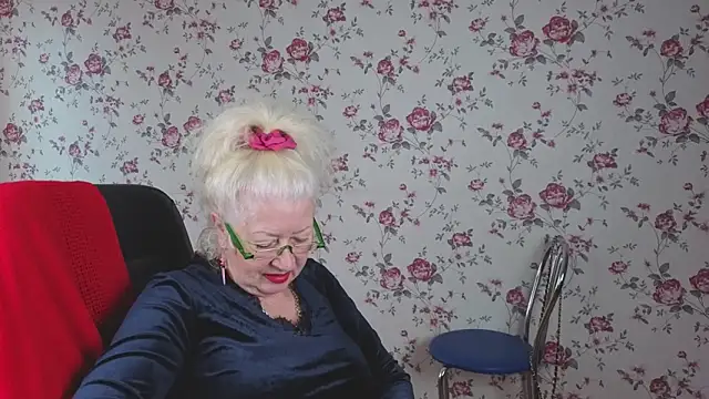 Maya Mayflower online show from 10.11.25