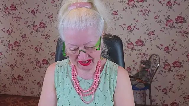 Maya Mayflower online show from 04.10.26