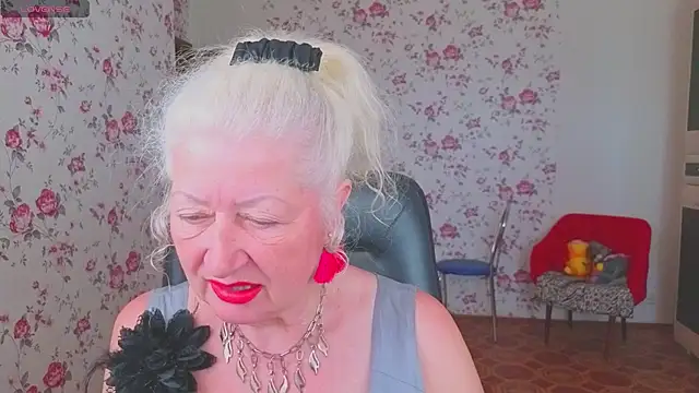 Maya Mayflower online show from 05.23.26