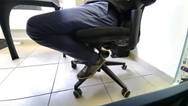 Snapshot of GM51-1988 chatting on 02.19.26 GM51-1988 online show from 02.19.26