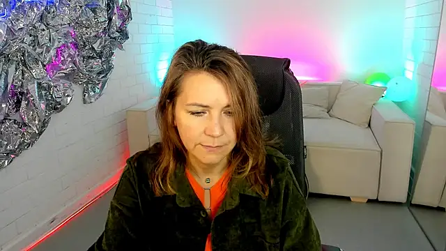 Snapshot of NicoleHitman chatting on 09.12.25 NicoleHitman online show from 09.12.25