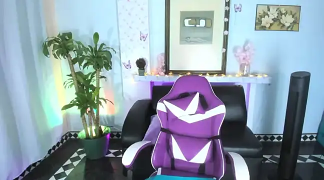 rose honey  online show from 03.19.25