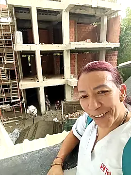 Antonela45 online show from 12.17.25