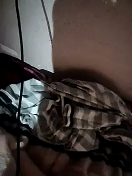 Snapshot of Sxx210 chatting on 03.23.25 Sxx210 online show from 03.23.25