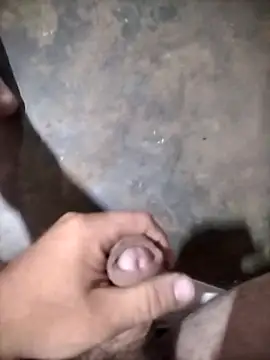 Snapshot of mivergom chatting on 03.22.25 mivergom online show from 03.22.25