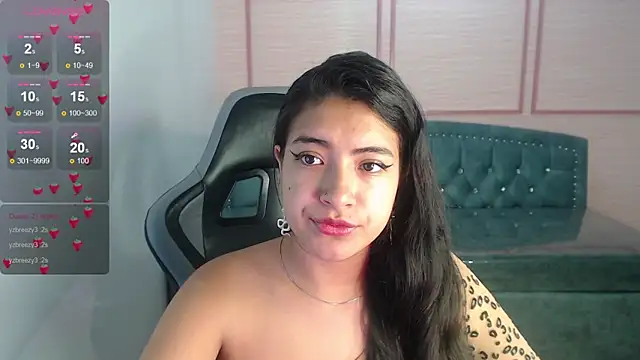 Snapshot of alexa_romero_t chatting on 10.21.25 alexa romero t online show from 10.21.25