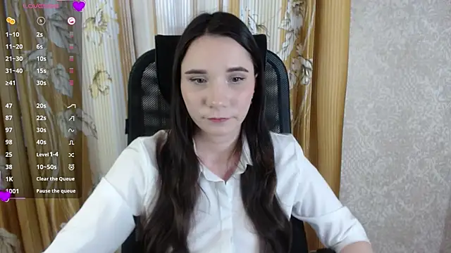 Snapshot of KateForLove chatting on 03.10.25 KateForLove online show from 03.10.25