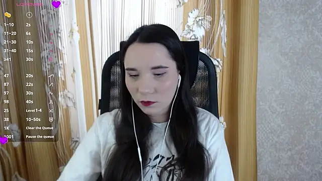 Snapshot of KateForLove chatting on 03.13.25 KateForLove online show from 03.13.25