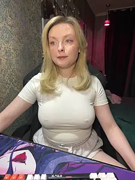 Snapshot of Lina_ly chatting on 09.14.25 Lina ly online show from 09.14.25