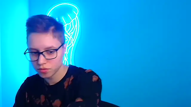 Snapshot of Bella_Swannn chatting on 03.13.25 Bella Swannn online show from 03.13.25