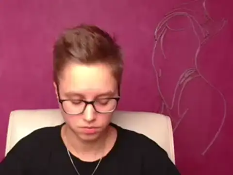 Snapshot of Bella_Swannn chatting on 03.14.25 Bella Swannn online show from 03.14.25