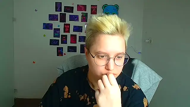 Snapshot of Bella_Swannn chatting on 03.18.26 Bella Swannn online show from 03.18.26