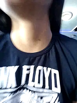 Snapshot of Valen_Person chatting on 09.12.25 Valen Person online show from 09.12.25