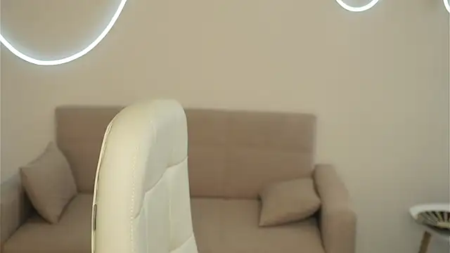 Snapshot of CathrynCovil chatting on 03.23.25 CathrynCovil online show from 03.23.25