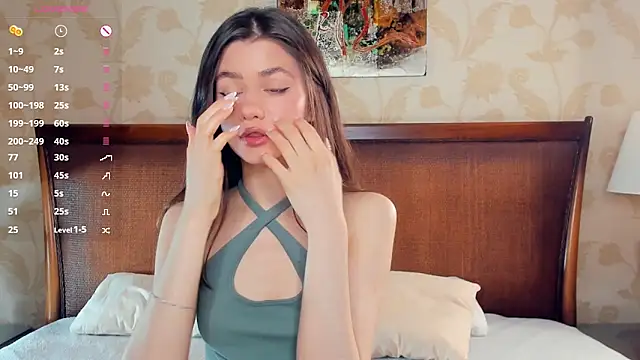 Snapshot of CathrynCovil chatting on 10.16.25 CathrynCovil online show from 10.16.25