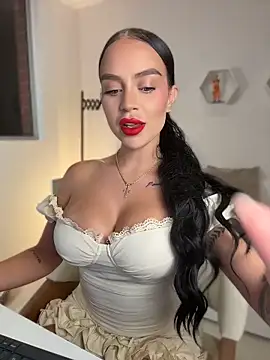 ValentinaMilann online show from 05.22.26