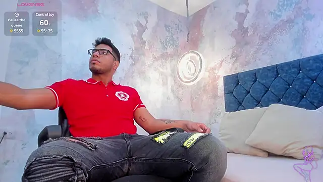 Snapshot of ETHAN_DRAVEN chatting on 03.21.25 ETHAN DRAVEN online show from 03.21.25