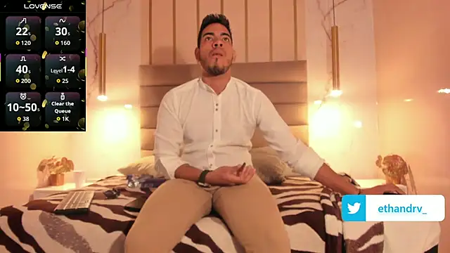 Snapshot of ETHAN_DRAVEN chatting on 10.07.25 ETHAN DRAVEN online show from 10.07.25