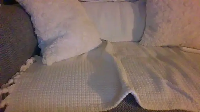 Snapshot of Valentinette chatting on 10.01.25 Valentinette online show from 10.01.25