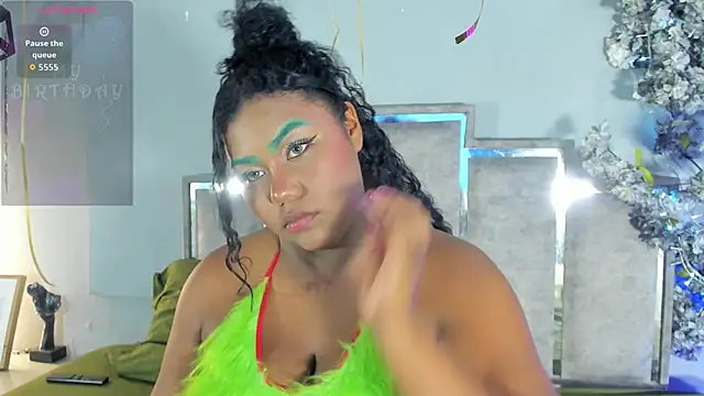 Candaceoweens online show from 10.16.25